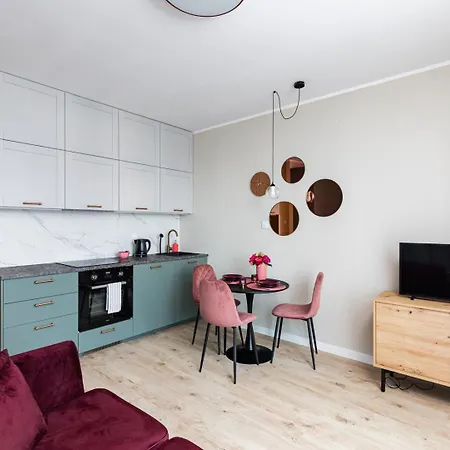 Apartament Superapart Omulewska - Parking, Wi-fi Warszawa
