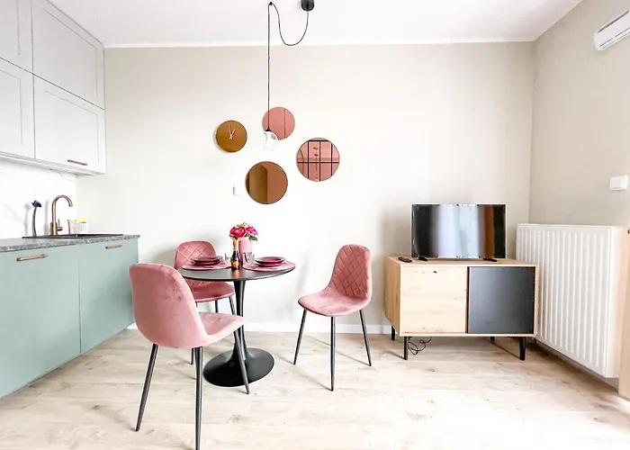 公寓 Superapart Omulewska - Parking, Wi-fi 华沙