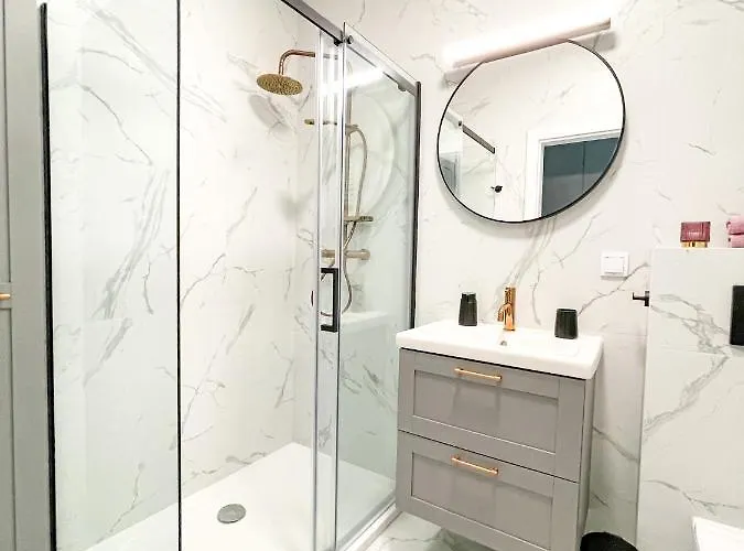 Superapart Omulewska - Parking, Wi-fi Varsó