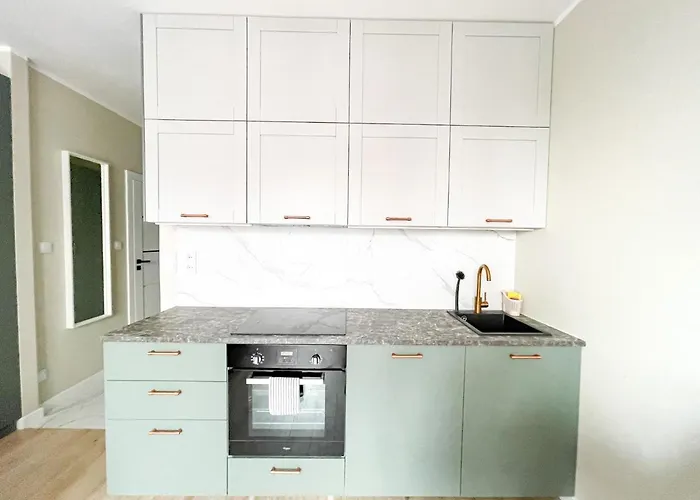 Superapart Omulewska - Parking, Wi-fi * Varsó